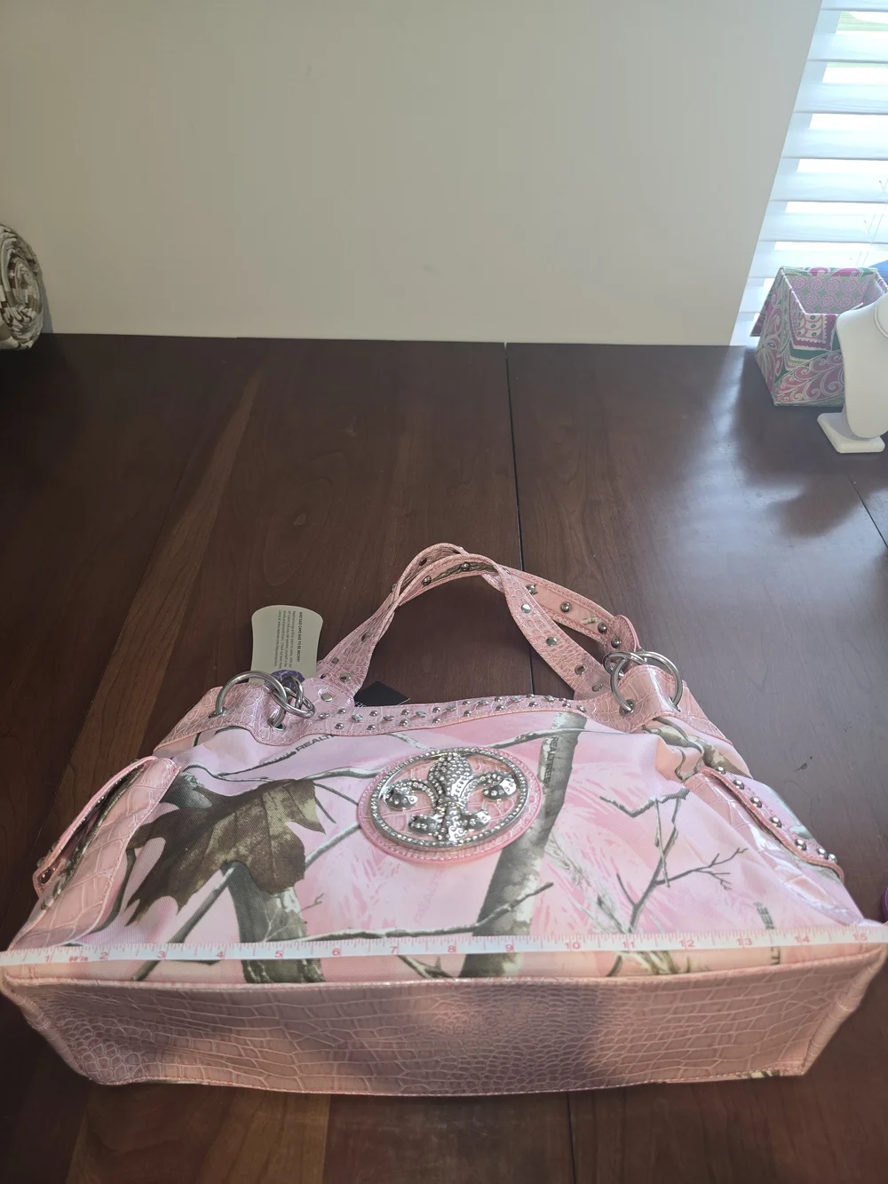 Realtree Y2K Pink Camo Rhinestone Fleur-Embellished Shoulder Bag, New with Tags!